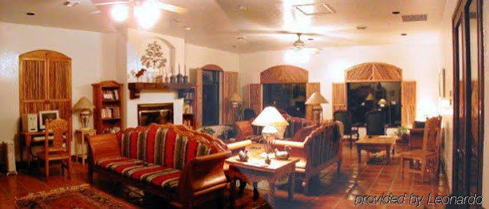 Casa De San Pedro Bed & Breakfast Hereford ภายนอก รูปภาพ